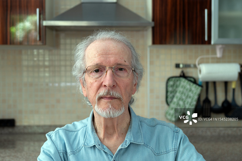 年长的男人图片素材