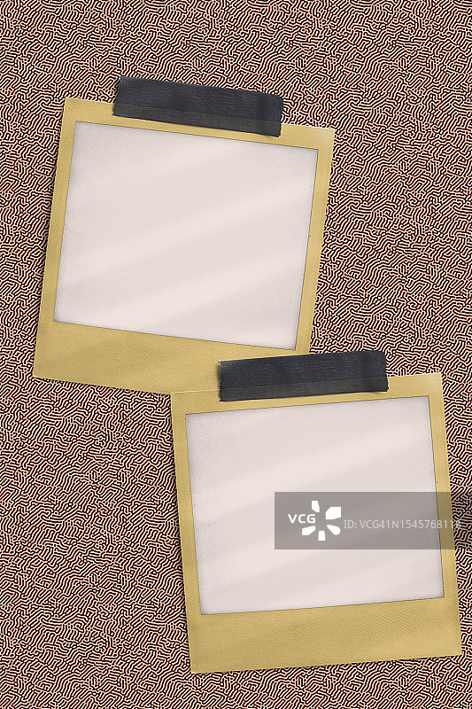 橙色背景上的秋季元素空白即时打印转印纸堆图片素材