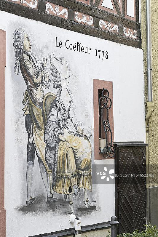 莱克弗尔，博帕德老房子上的绘画，莱茵兰-普法尔茨州，德国图片素材