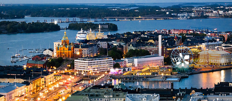 芬兰赫尔辛基卡塔亚诺卡暮光城市全景图片素材