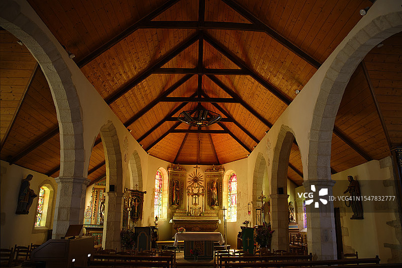 普洛旺圣戈尔贡教堂内部图片素材