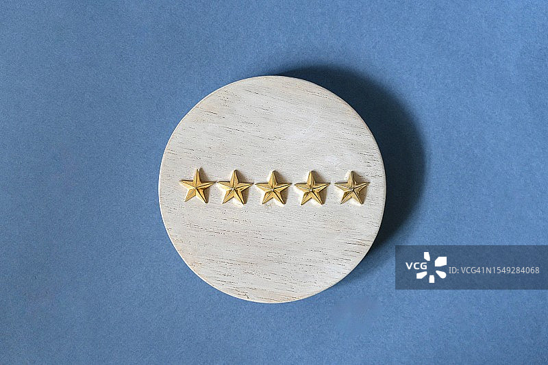 卓越概念：金星，五星，评论，评级满意度概念图片素材