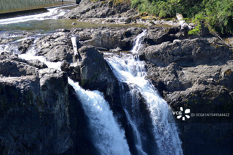 斯诺夸尔米瀑布图片素材