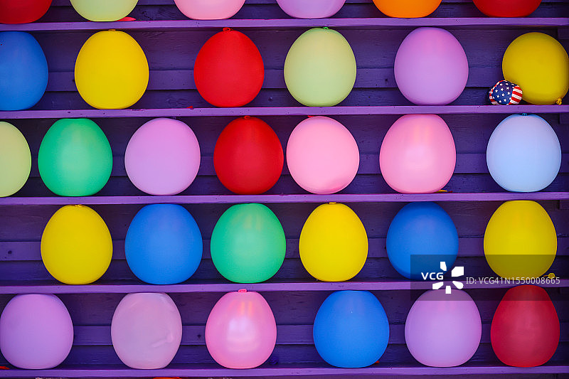 气球爆破嘉年华游戏图片素材