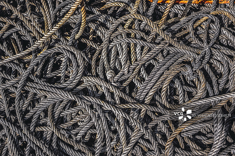 黑色缠绕绳索细节图片素材