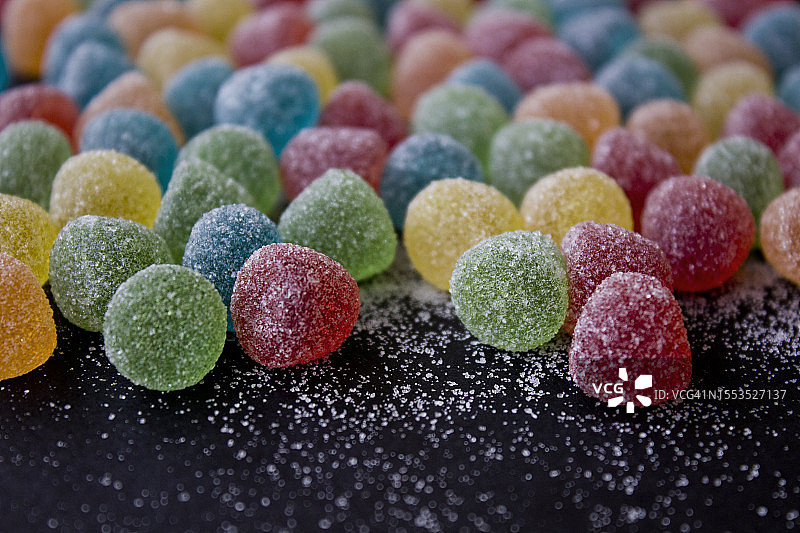桌上的彩色糖果特写，埃及开罗图片素材