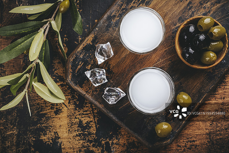 餐桌上的乳制品俯视照图片素材