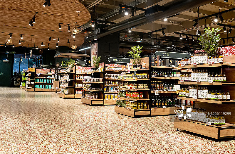 超市里的空货架图片素材