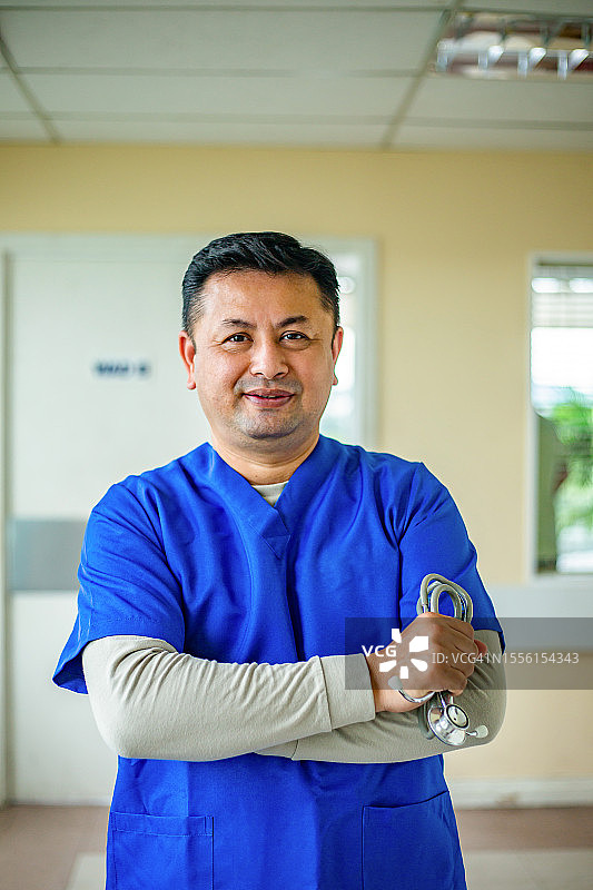 印度男医生肖像图片素材