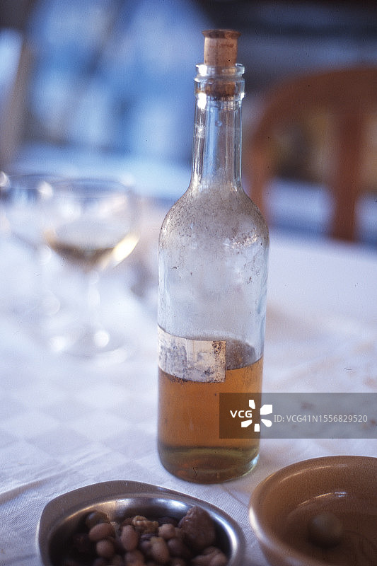 斗罗白葡萄酒图片素材