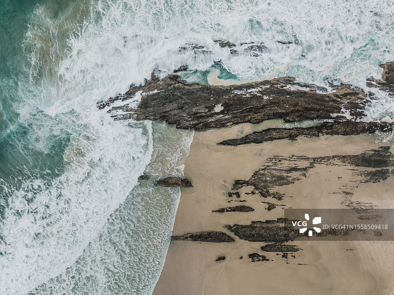 澳大利亚昆士兰州黄金海岸鲷鱼岩航拍视角图片素材