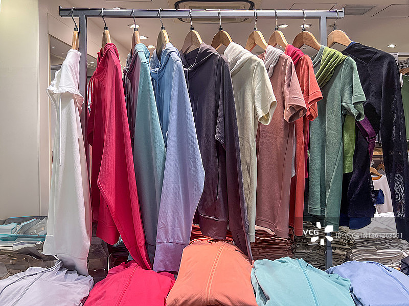 运动装颜色变化图片素材