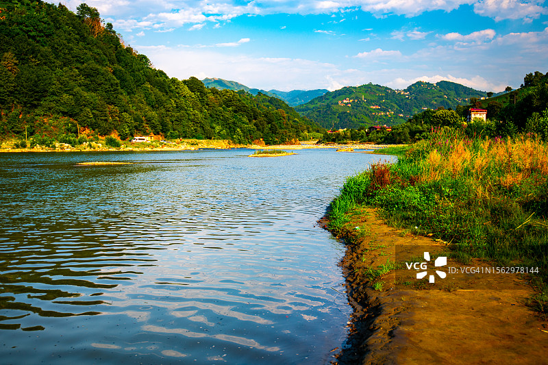 土耳其里泽附近的黑海海岸图片素材