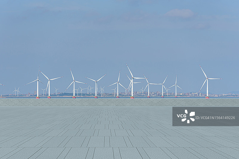 海上风力发电场观景台图片素材
