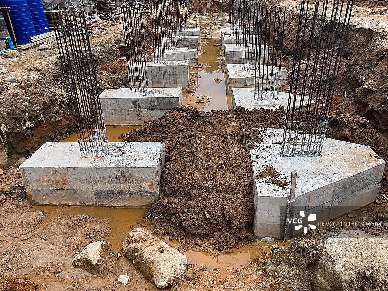 钢筋混凝土建筑地基施工现场图片素材