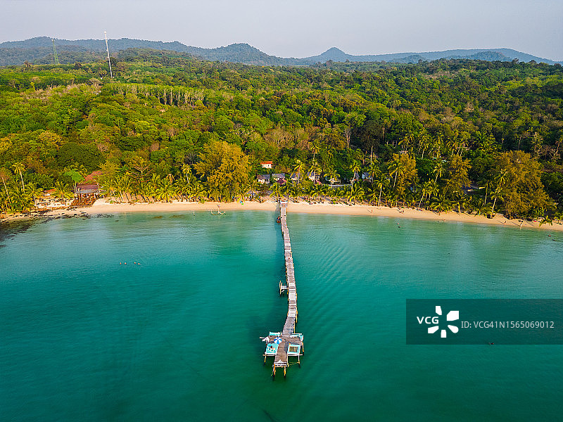 泰国桐艾府阁骨岛美丽高角度景观图片素材