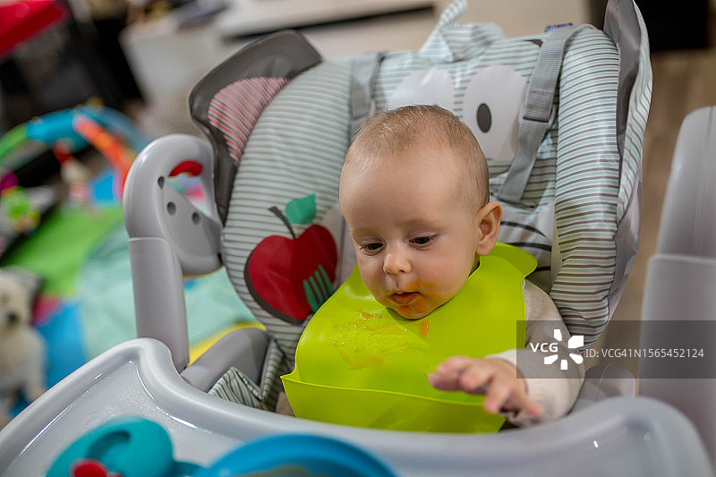 宝宝吃饭图片素材