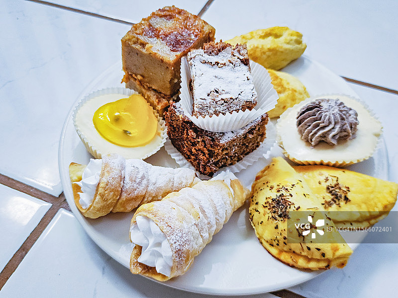 各式各样的美味糕点图片素材