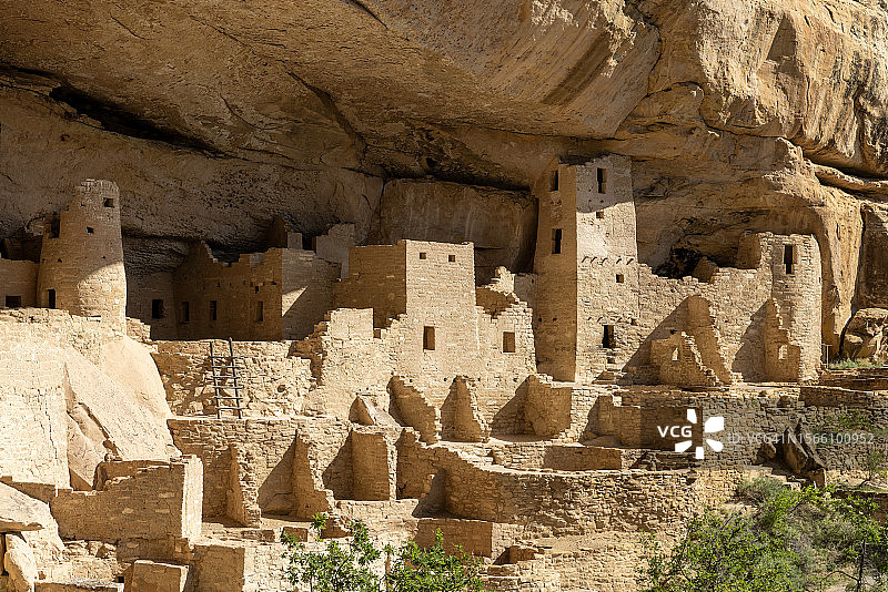 梅萨维德国家公园的悬崖宫殿图片素材