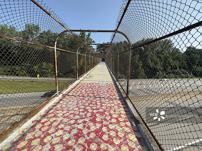 高速公路人行天桥图片素材