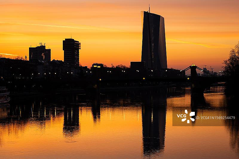 法兰克福欧洲中央银行美因河畔剪影图片素材