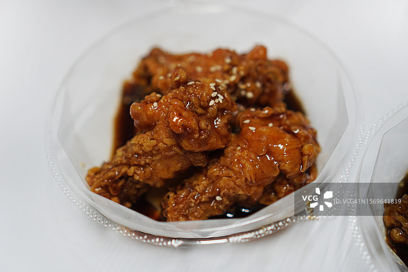罗望子酱炸鸡，糖醋鸡块图片素材