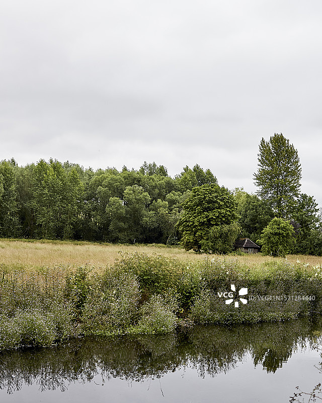 春日里的英式乡村风光图片素材