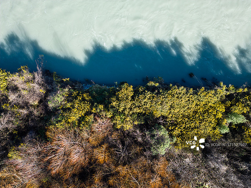 新西兰拉卡ia河鸟瞰图图片素材