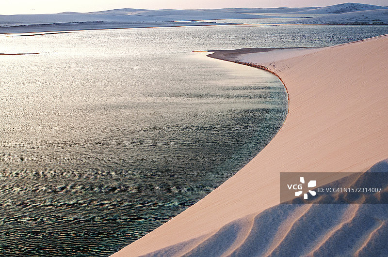 巴西马拉尼昂国家公园的泻湖风光图片素材