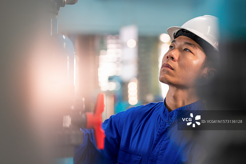 失效模式与影响分析：设备维护计划的核心图片素材