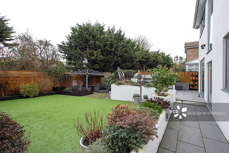 房产花园外观图片素材