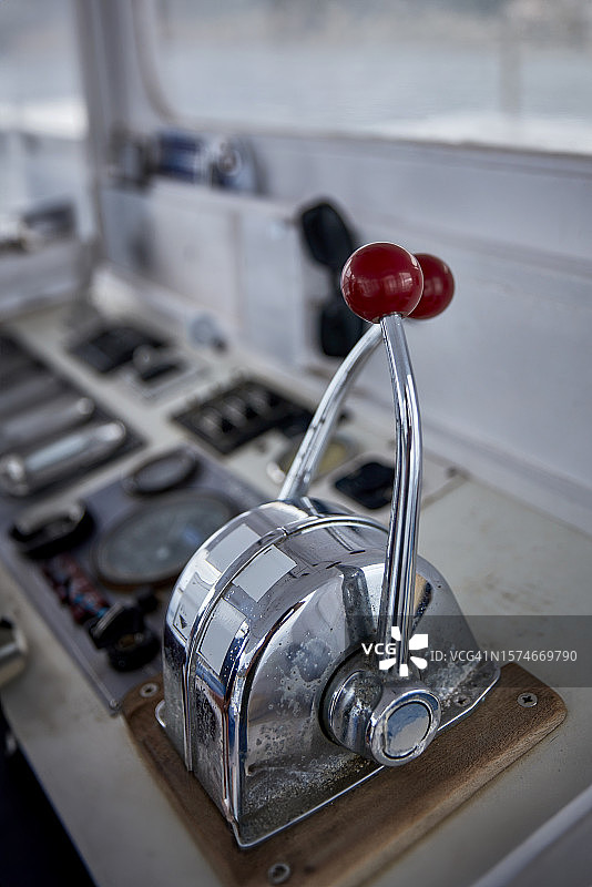 渔船的速度控制器图片素材