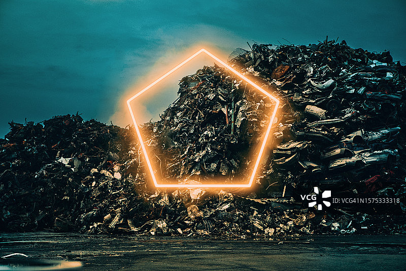 不同设置中的发光荧光多边形图片素材