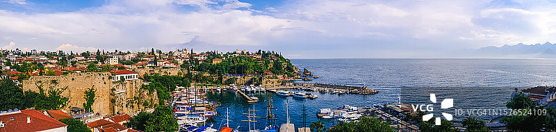 海天与建筑全景图片素材