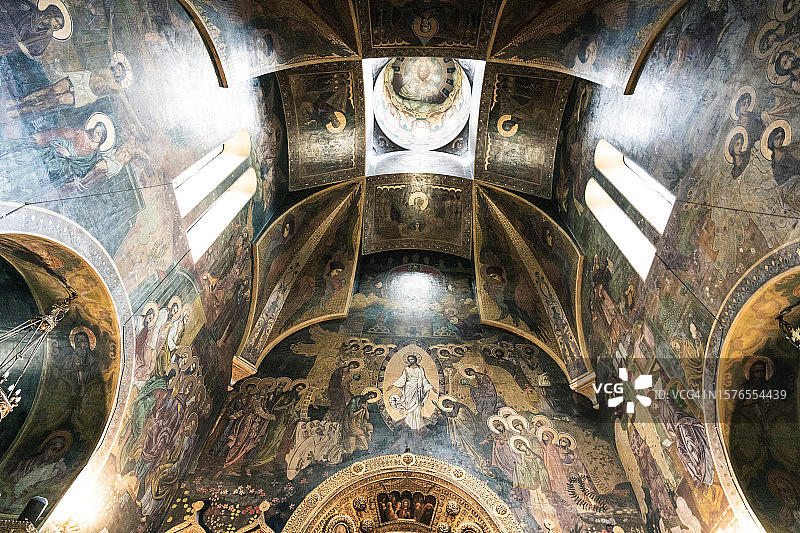 布加勒斯特“圣尼古拉斯”教堂的天花板图片素材