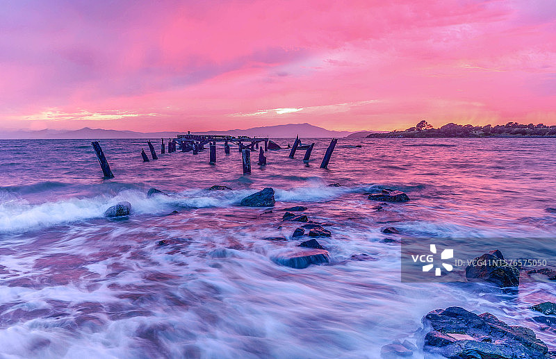 美国加利福尼亚州伯克利日落时分的海景图片素材