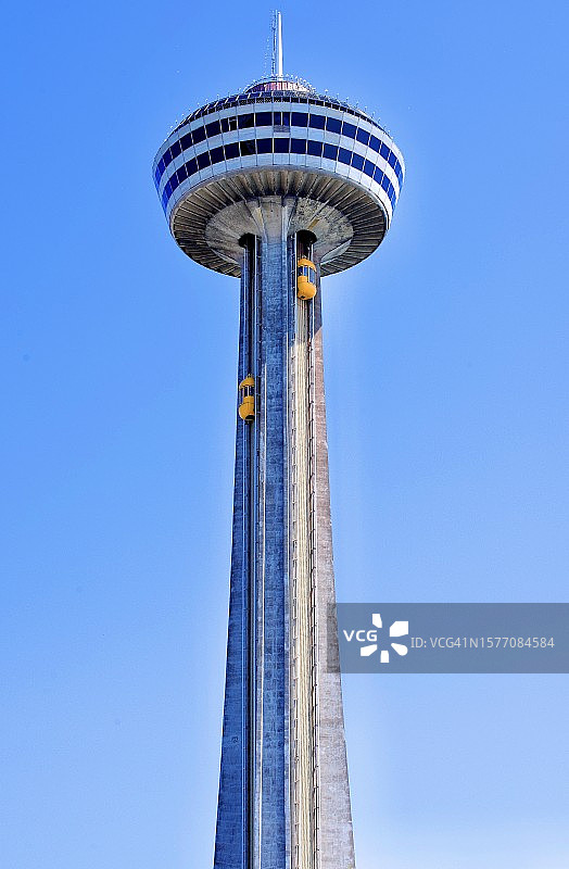 加拿大安大略省尼亚加拉瀑布的摩天塔图片素材