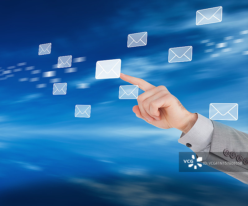 指向消息符号的商人图片素材