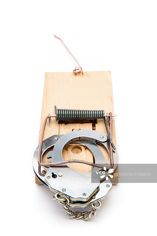 捕鼠器上的手镯图片素材