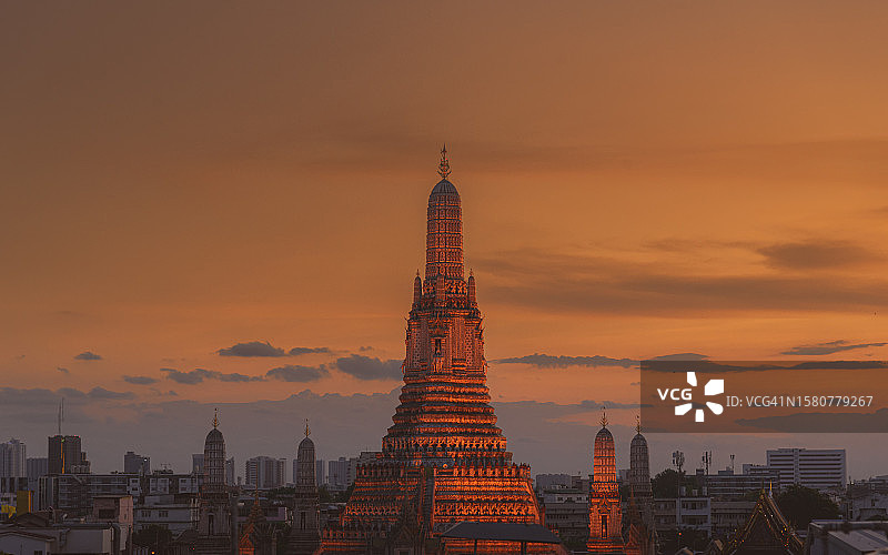 曼谷郑王庙（黎明寺）图片素材