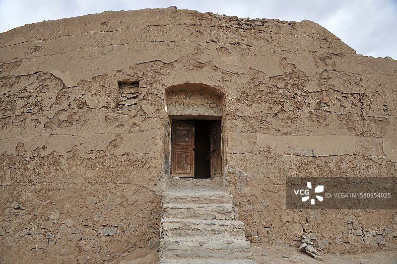 寂静之塔入口，位于伊朗亚兹德图片素材
