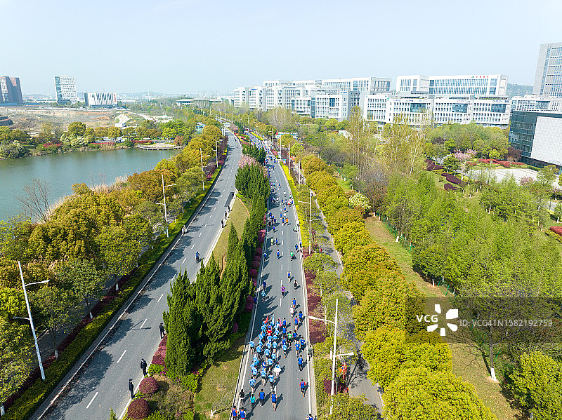 城市马拉松航拍摄影图片素材
