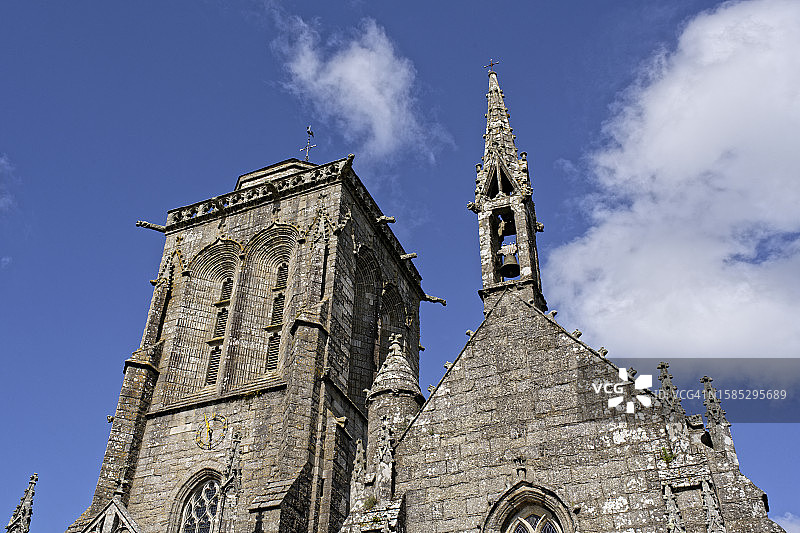 洛克罗南教堂钟楼图片素材