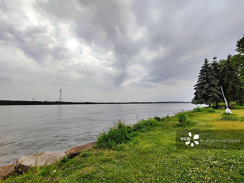 渥太华河/圣劳伦斯河/渥太华/加拿大图片素材