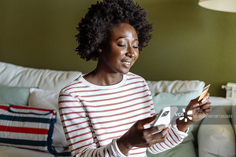 一起网上购物吧！图片素材