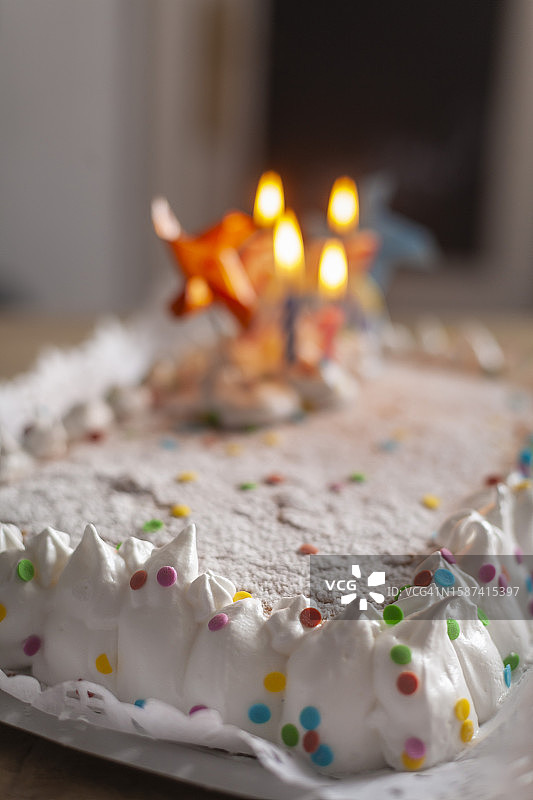 自制23岁生日蛋糕图片素材