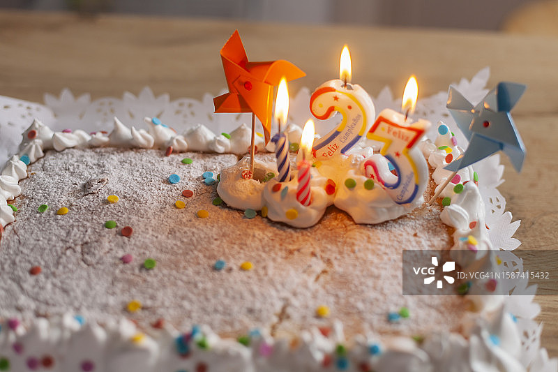 自制23岁生日蛋糕图片素材