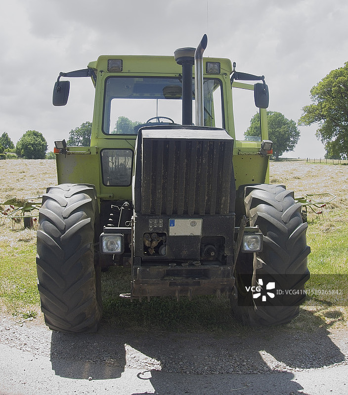 拖拉机——农业车辆图片素材