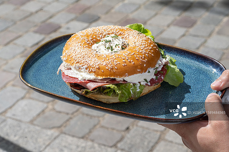 奶油奶酪百吉饼图片素材