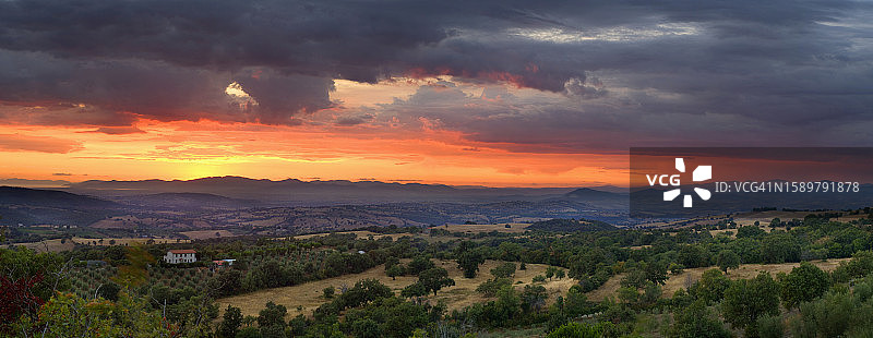 托斯卡纳马利亚诺全景风光图片素材